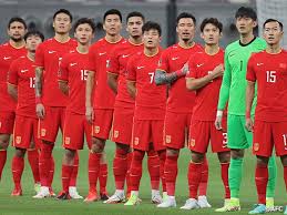 属实尴尬了！日本媒体：中国国奥用替补门将打中锋，确实前所未闻.